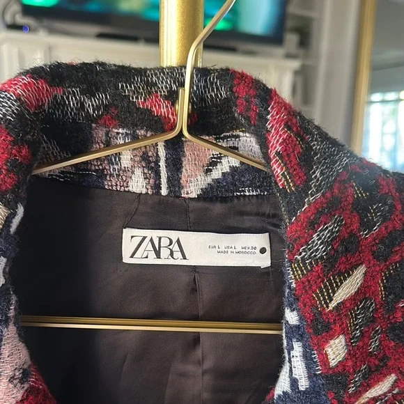 Zara Red and Black Patterned Coat - Picture 2 of 6
